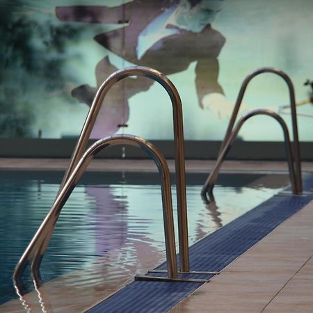 Hotel Emd Bacău Zewnętrze zdjęcie