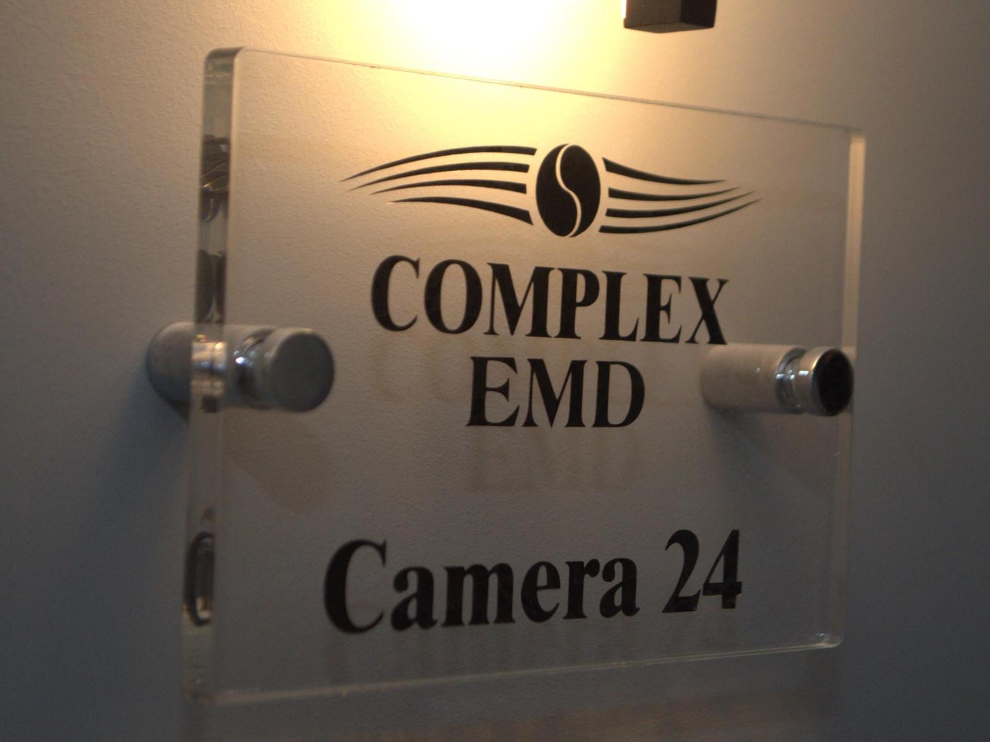 Hotel Emd Bacău Zewnętrze zdjęcie