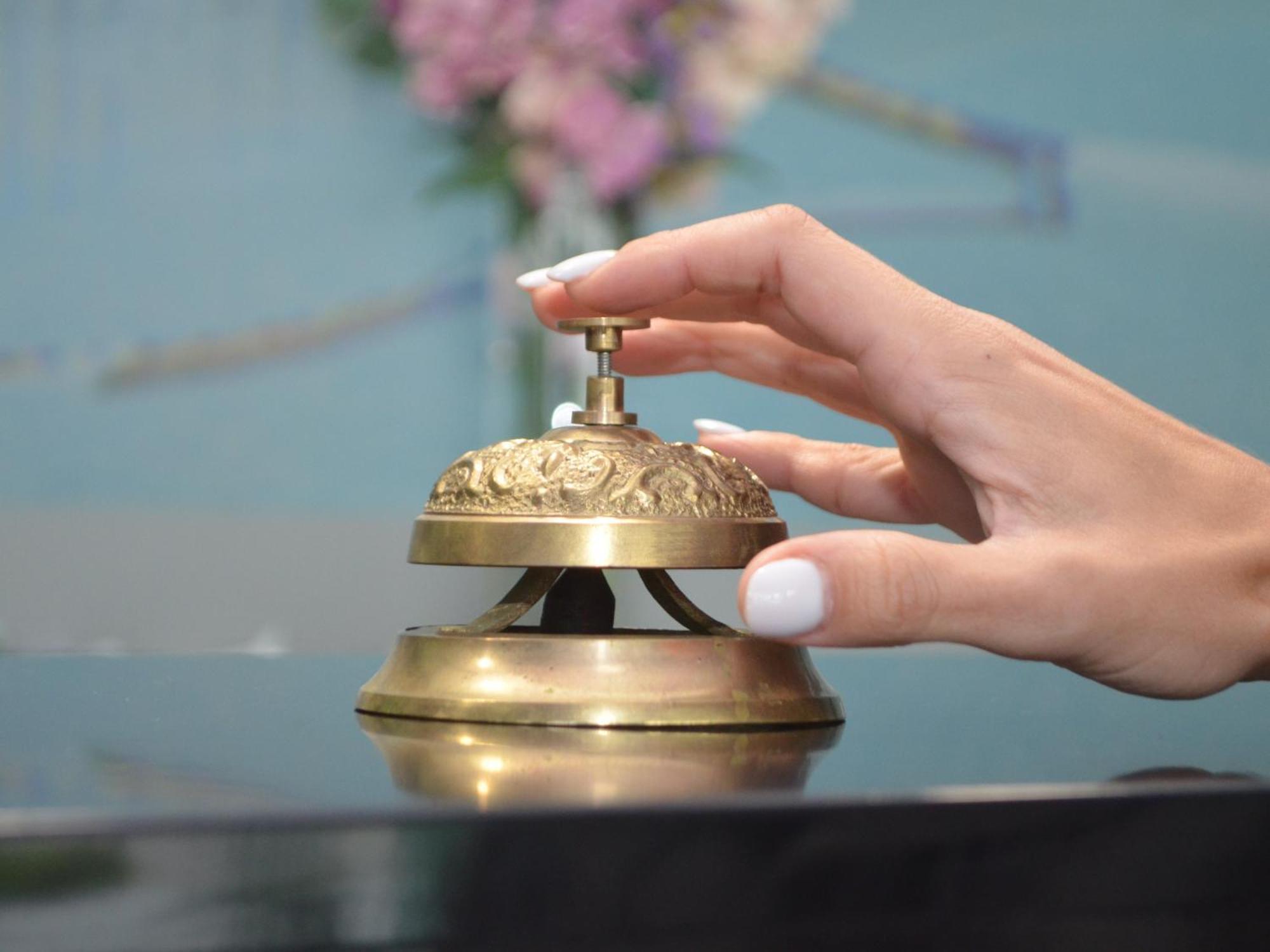Hotel Emd Bacău Zewnętrze zdjęcie